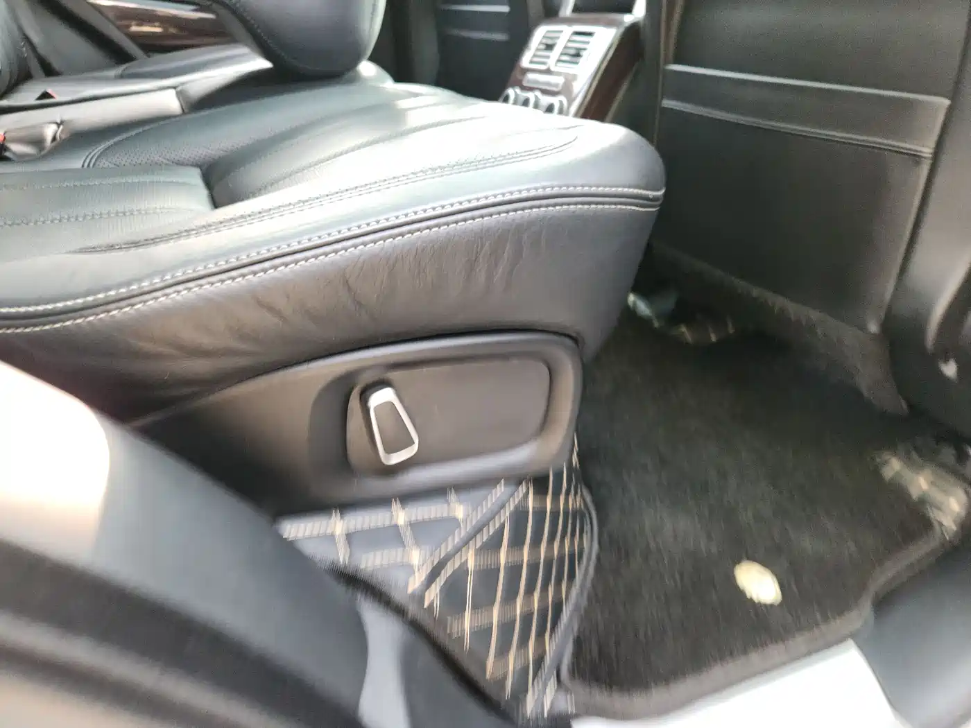 Land Rover Range Rover 2013 NA 5.0 V8 Vogue SE фото 13