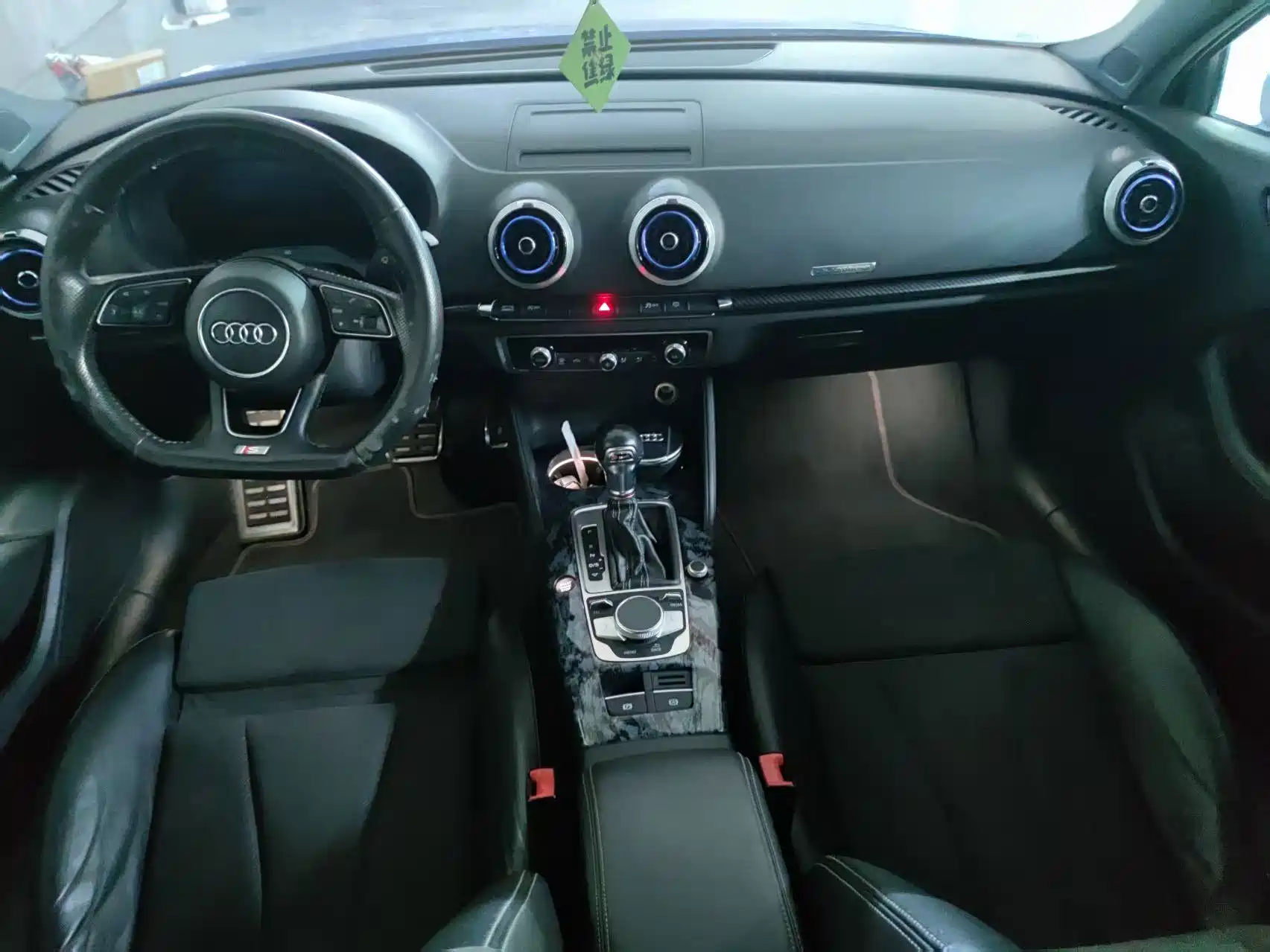 صورة 10 - Audi S3