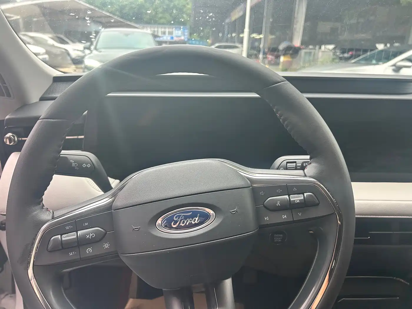FORD MONDEO