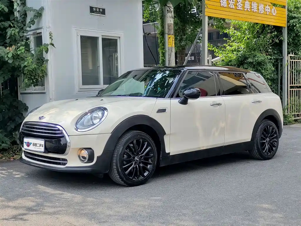 صورة 1 - MINI CLUBMAN