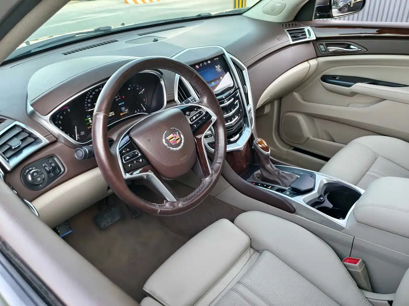 Cadillac SRX 2014 3.0L Elite Model фото 13