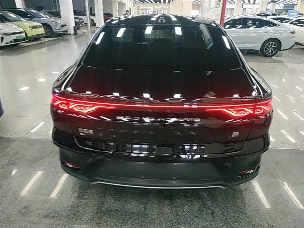 BYD Han 2025 Model EV 701KM LiDAR Smart Driving Version фото 6