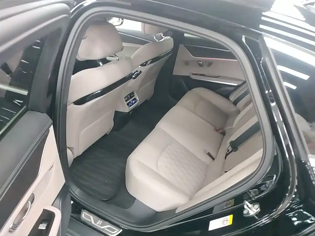 BYD Han 2025 Model EV 701KM LiDAR Smart Driving Version фото 17