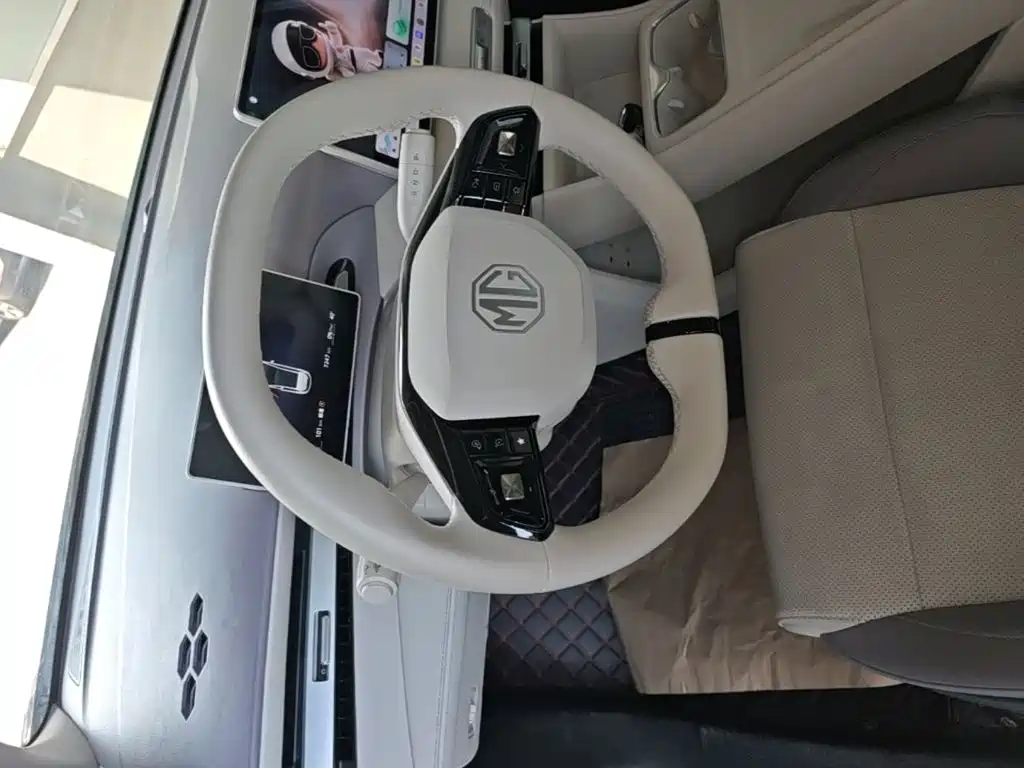 MG MG4 EV 2025 2025 Base Model