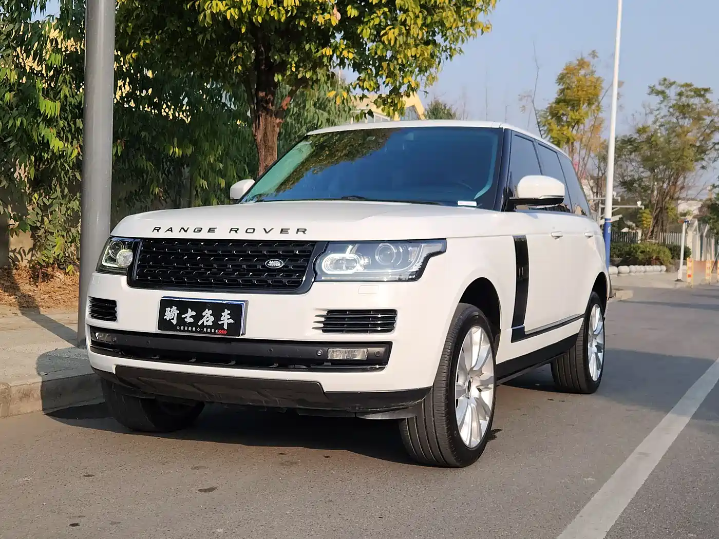 Land Rover Range Rover 2013 NA 5.0 V8 Vogue SE