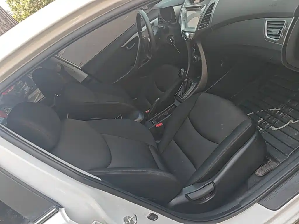Hyundai Langdong 2016 2016 1.6L Automatic Smart Edition