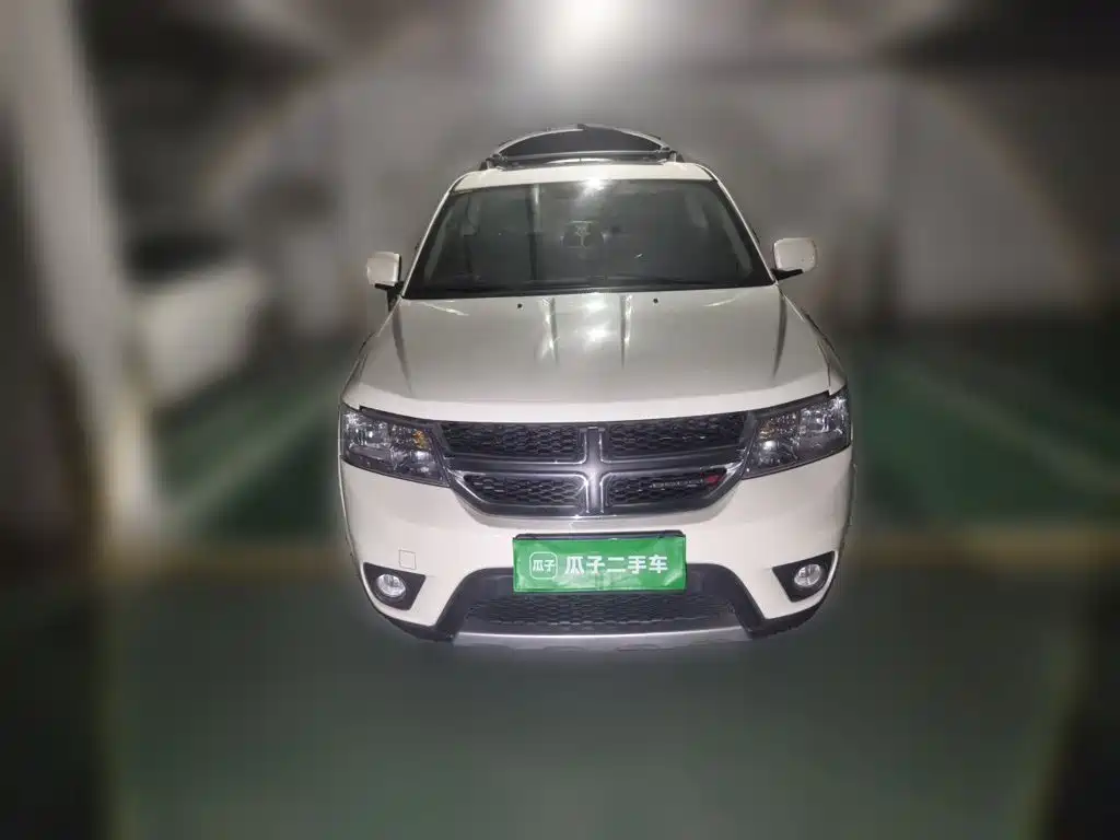 Dodge Journey 2015 2013 Model 2.4L 2WD Premium Edition