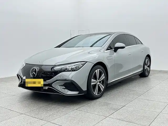 Фото 1 - Mercedes-Benz EQE