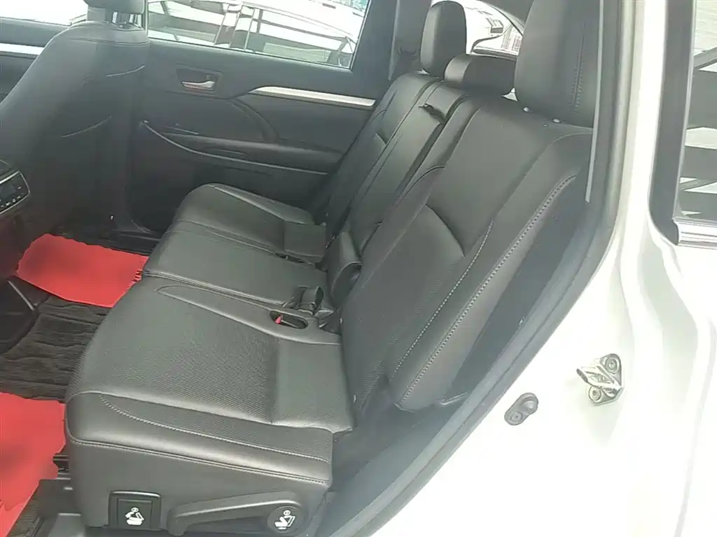Toyota Highlander 2018 2.0T 4WD Luxury 7-seater (China V) фото 17