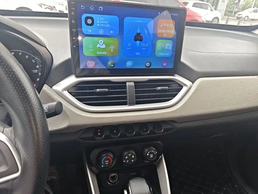Photo 9 - Baojun 510