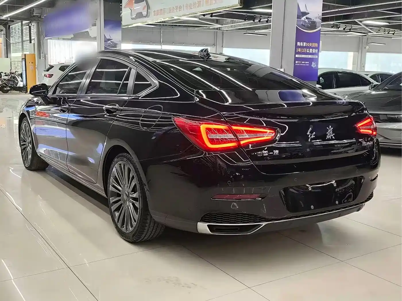 Hongqi H5 2020 1.8T Automatic Smart Connection Qi Rhythm Edition фото 9