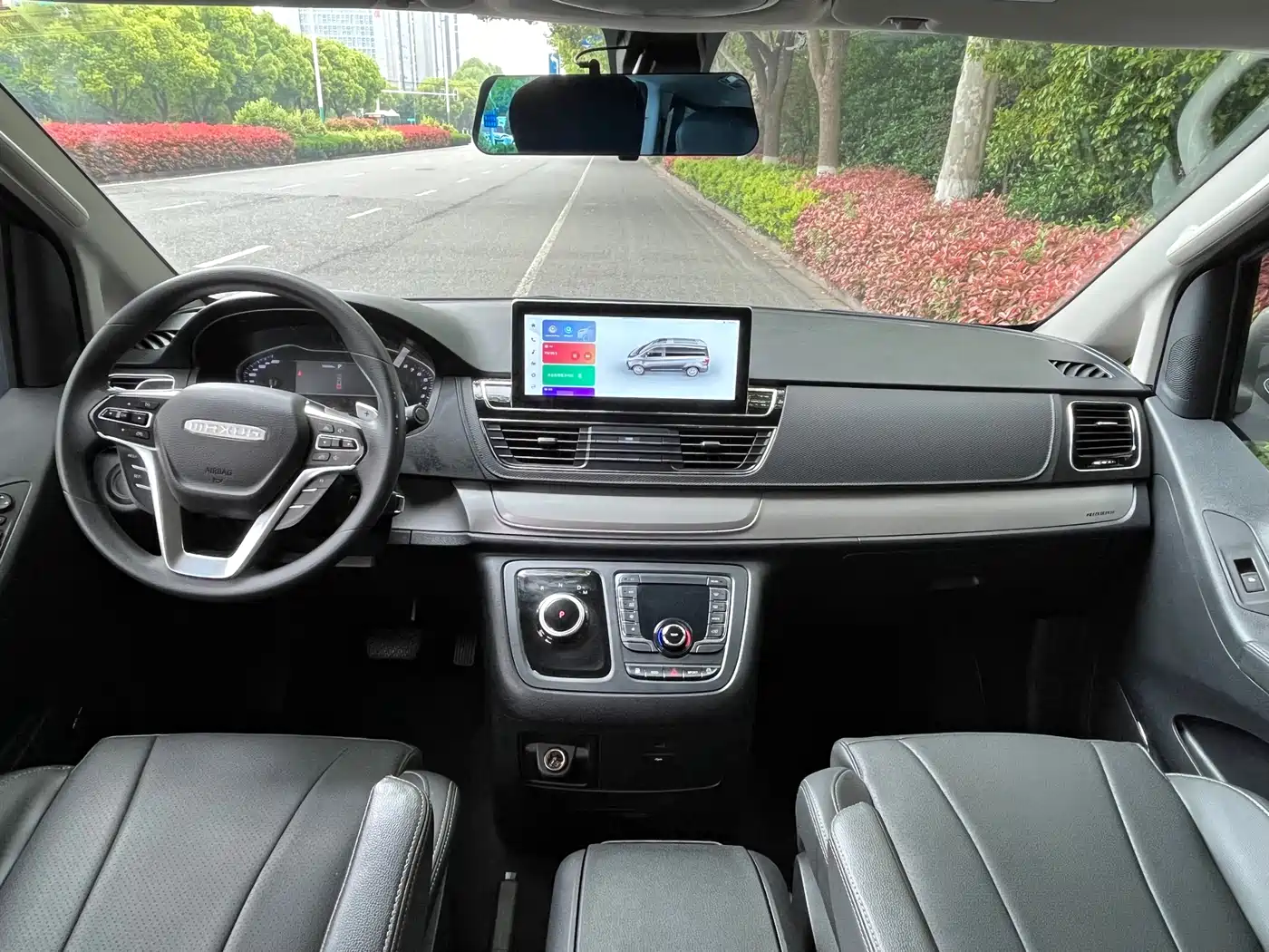 SAIC Maxus Maxus G20 2023 ES 2.0T Gasoline Automatic Premium Edition фото 6