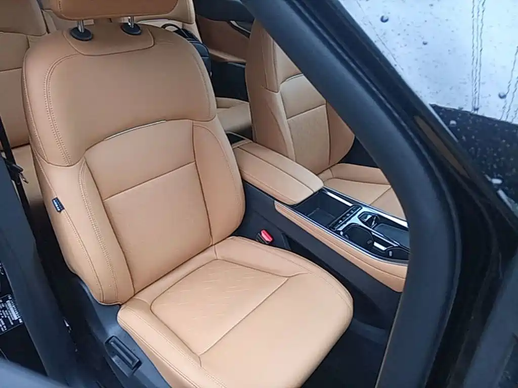 SAIC Maxus Maxus G50 PHEV 2025 2025 Pilot Edition