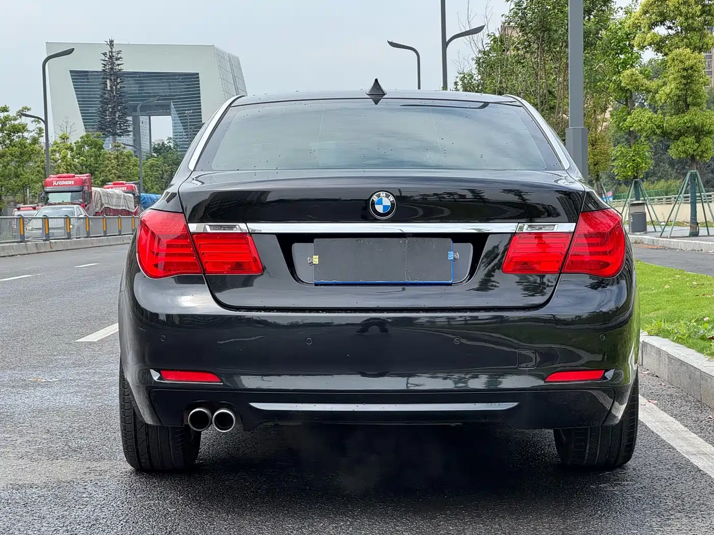 BMW 7 Series 2011 730Li Elegance фото 12