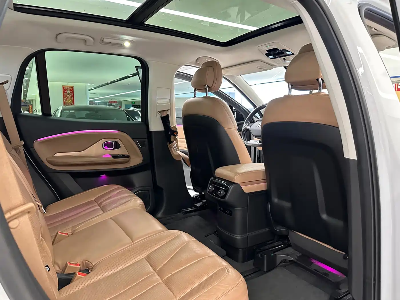 NIO ES8 2019 2018 355KM Base Model 7-Seater Version