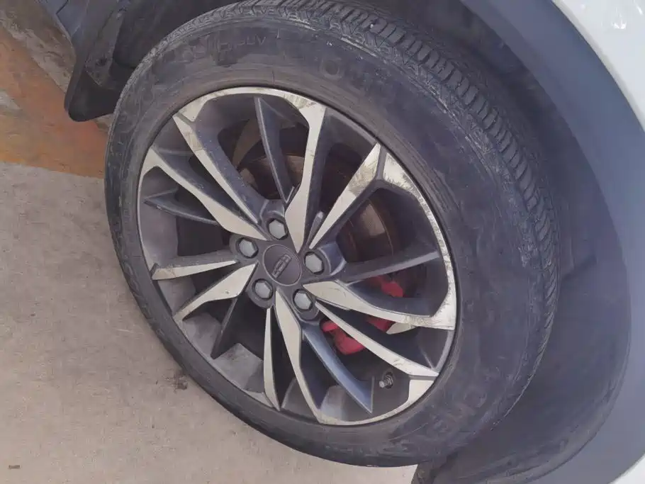 Geely Coolray 2019 2019 260T DCT Ranger China V