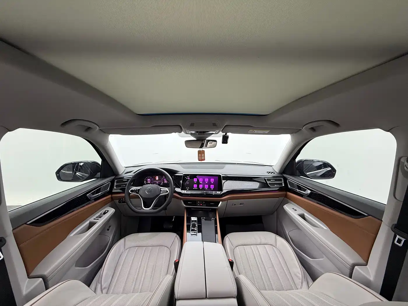 Volkswagen Teramont 2022 330TSI 2WD Premium Luxury фото 12