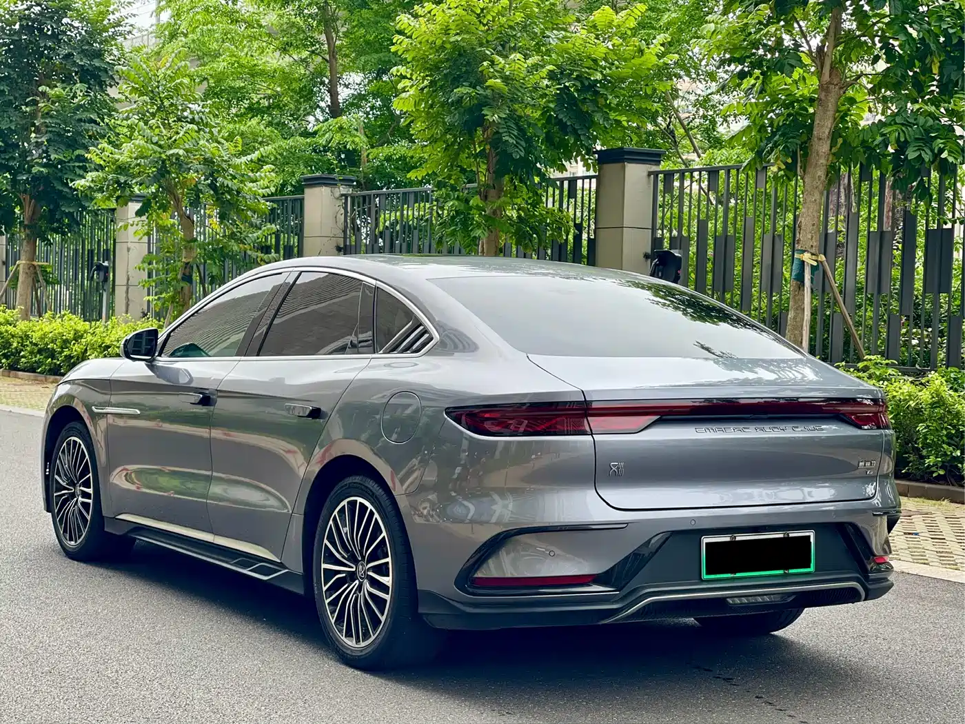 BYD Han 2023 EV Champion Edition 506KM FWD Premium фото 7