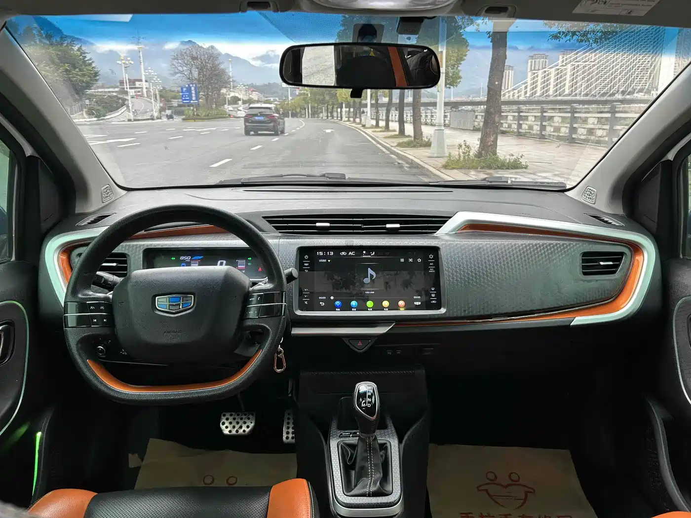 صورة 7 - Geely Yuanjing X1