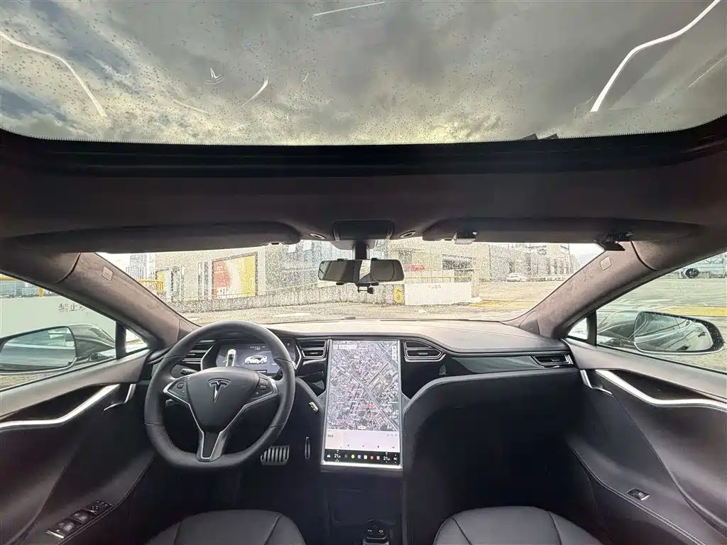 Фото 18 - Tesla Model S