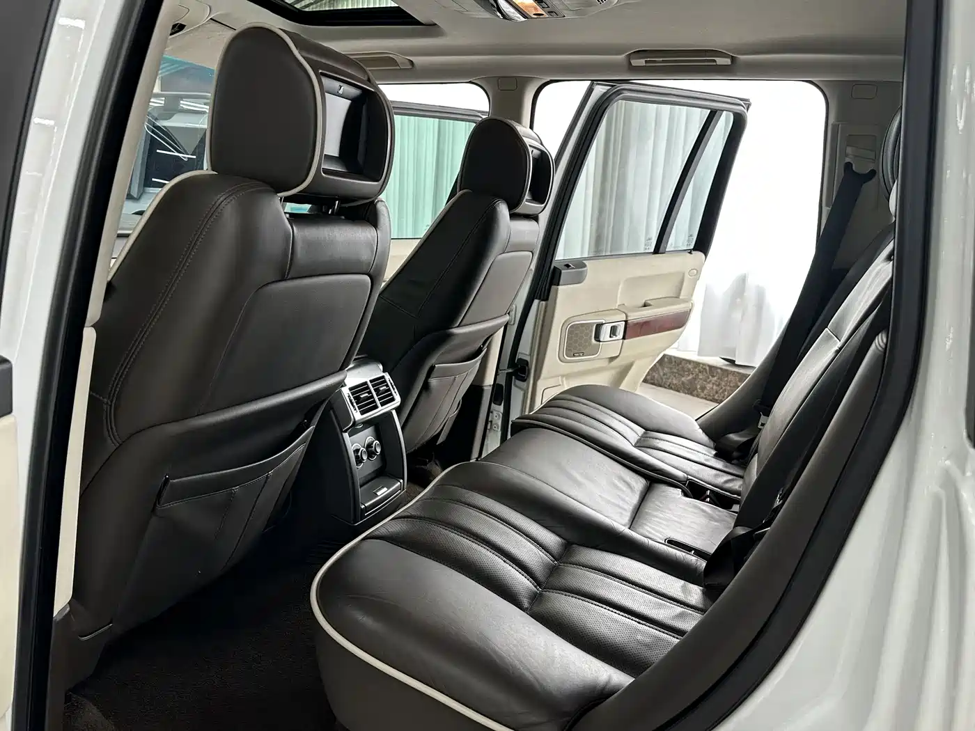 Land Rover Range Rover 2012 5.0 NA V8 фото 10