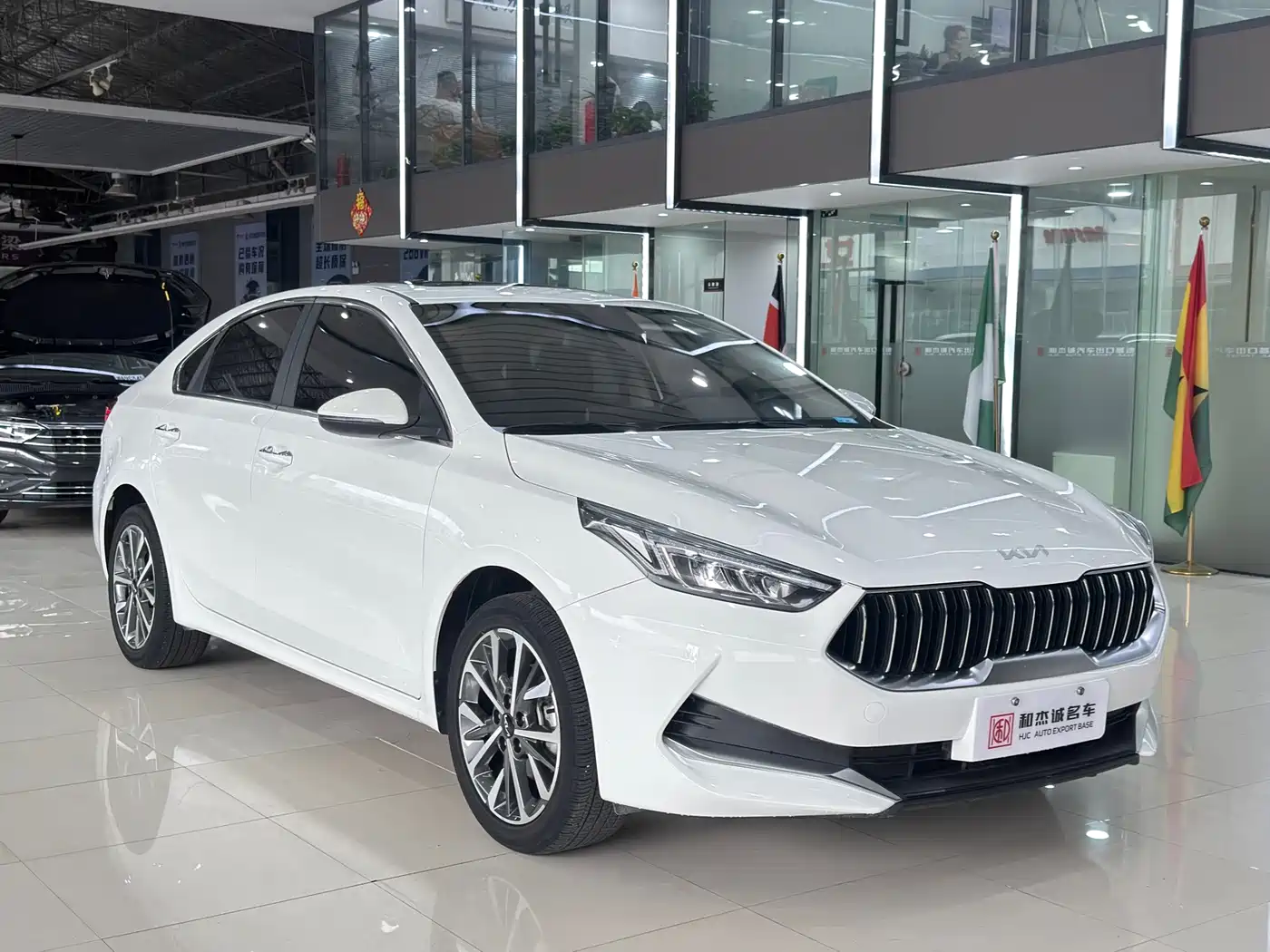 Kia K3 2021 1.5L CVT Fashion Edition фото 3