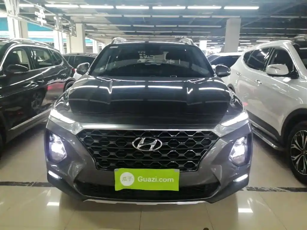 Hyundai Santa Fe 2019 Model 380 TGDi DLX Automatic 2WD Premium Smart Version China V фото 3