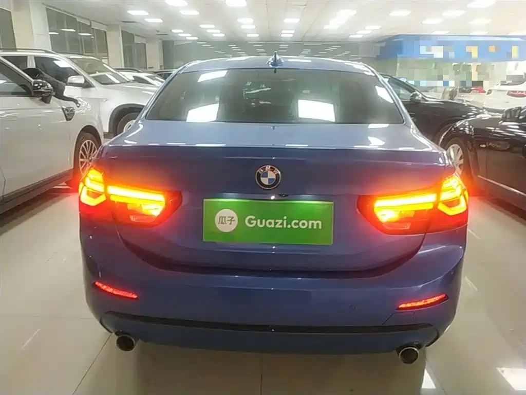 BMW 1 Series 2017 125i Sport фото 6