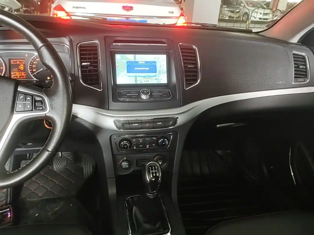 Photo 13 - Geely Vision