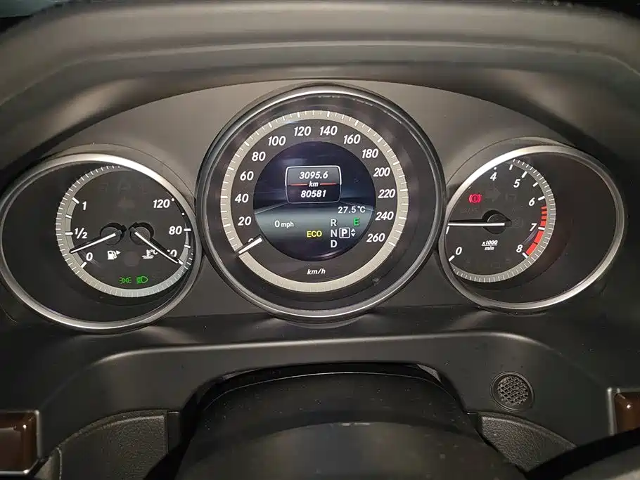 Mercedes-Benz E-Class 2015 E 320 L 4MATIC фото 14