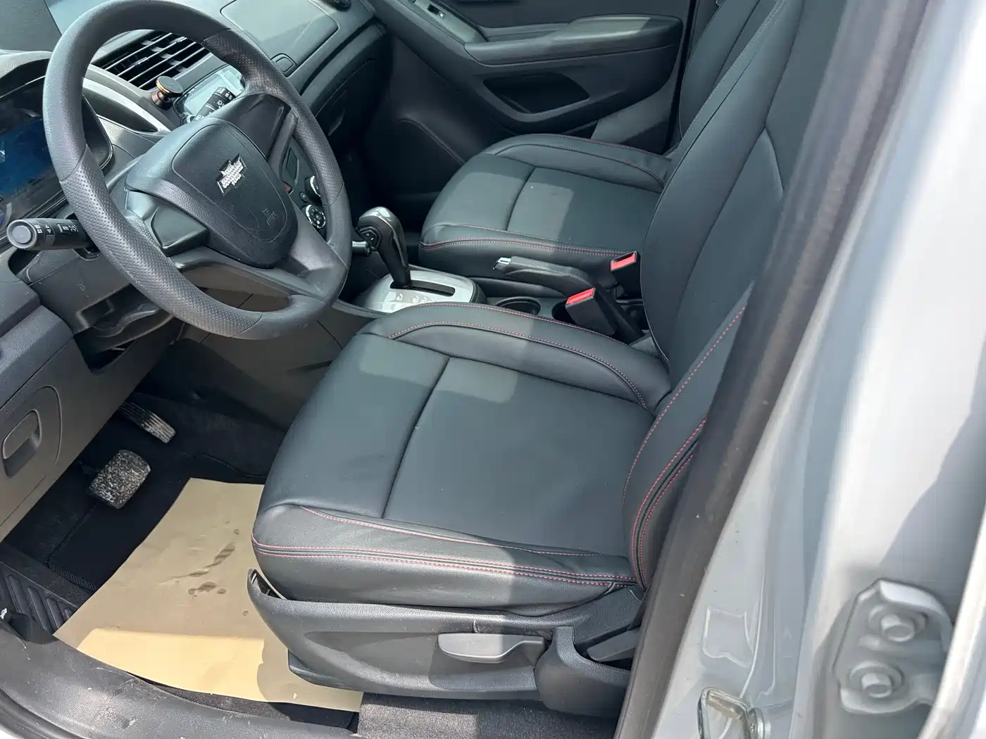 Chevrolet Trax 2016 1.4T Automatic 2WD Comfort Sunroof Edition фото 11