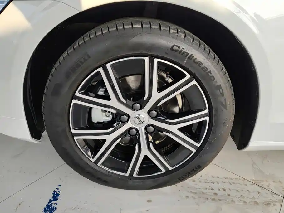 Volvo S60 2026 2026 B4 Smart Luxury Edition