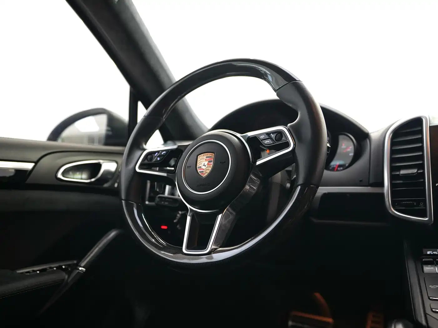 Фото 21 - Porsche Cayenne