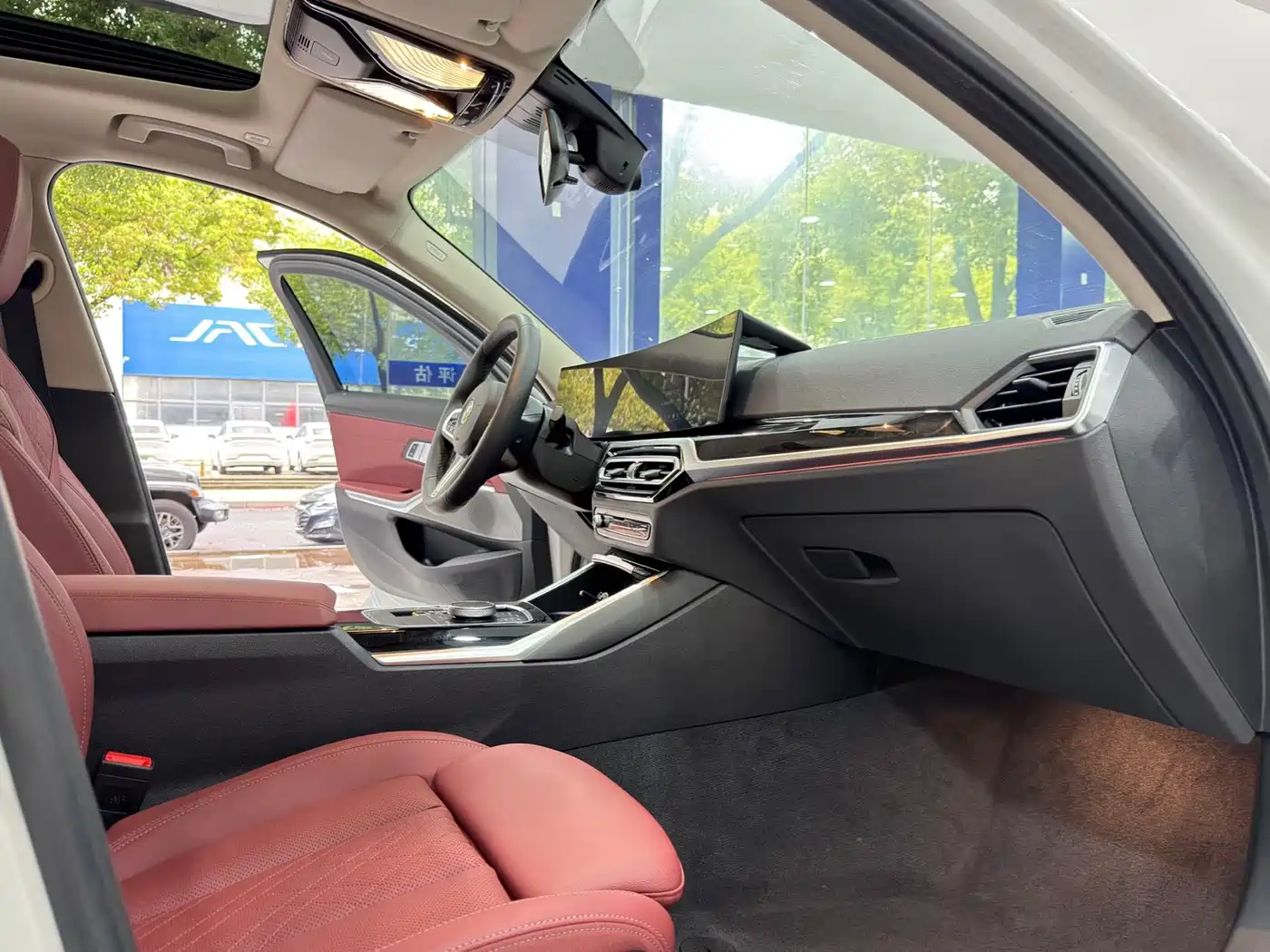 BMW i3 2024 eDrive 35 L фото 12