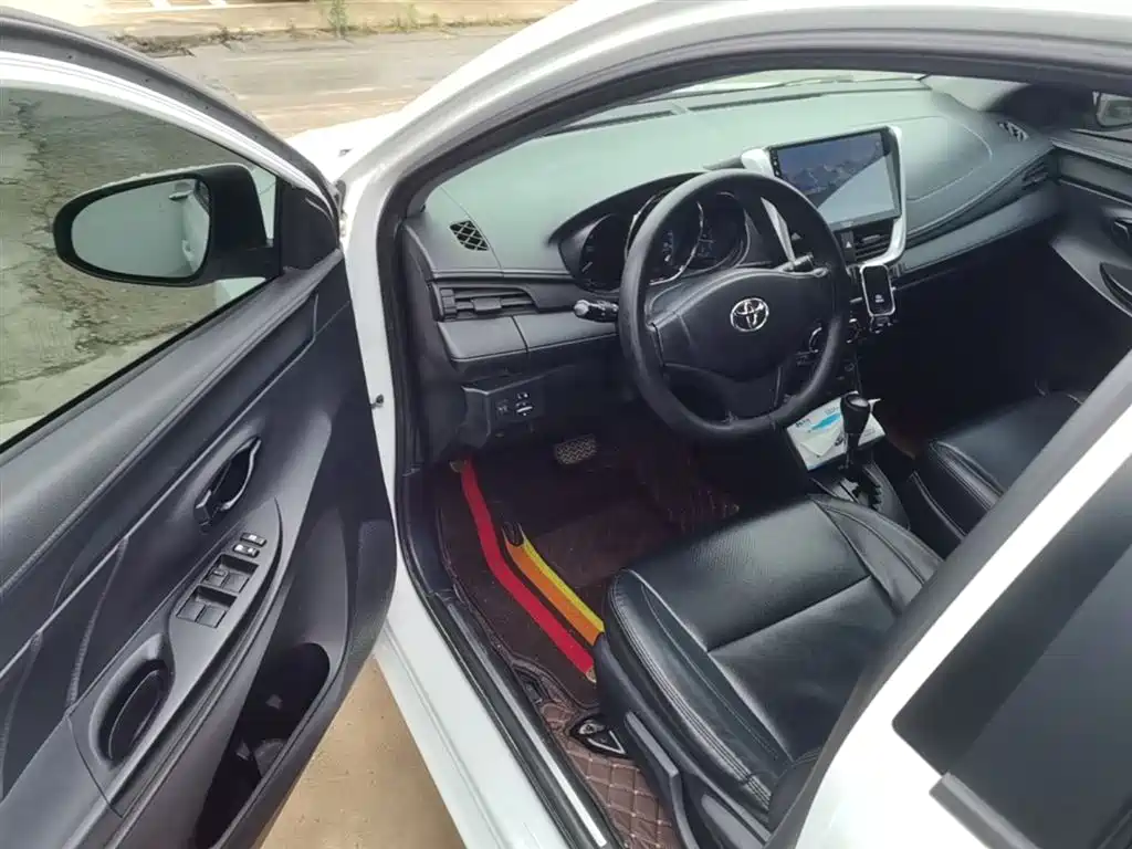 Toyota YARiS L Zhi Xuan 2019 1.5E CVT MeiDong Edition China VI фото 16