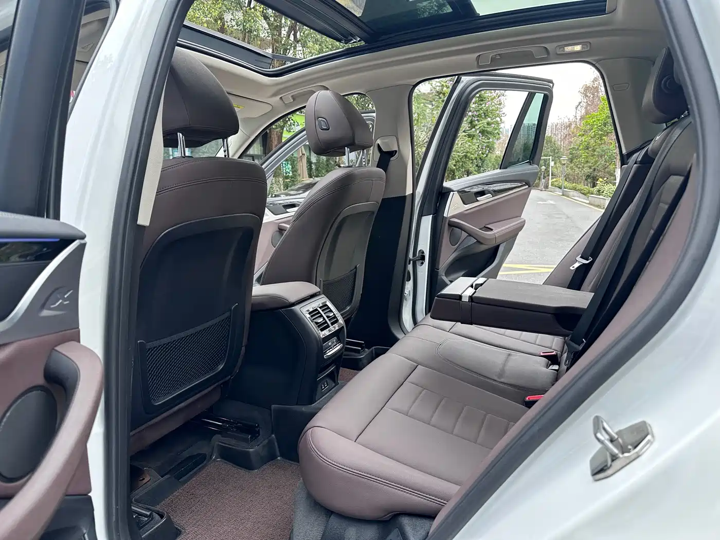 BMW X3 2021 xDrive25i Luxury Package фото 12
