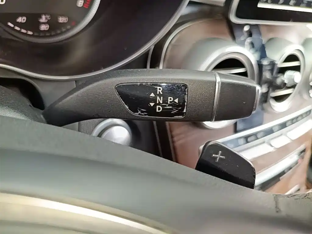 Mercedes-Benz GLC 2016 GLC 300 4MATIC Dynamic фото 21