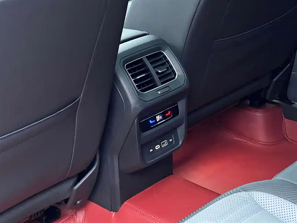Volkswagen Tiguan X 2022 330TSI 2WD Flagship Edition фото 25