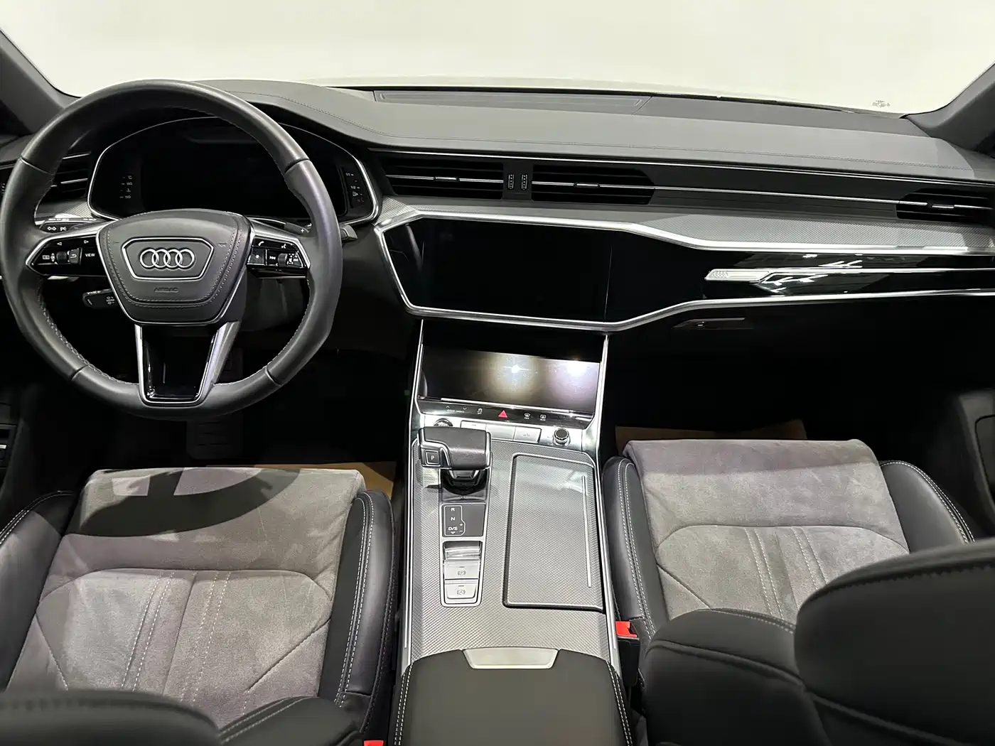 Audi A6L 2024 45 TFSI Premium Dynamic фото 7