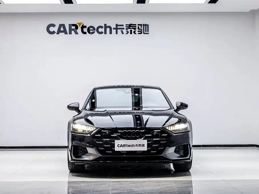 Audi A7L 2024 45 TFSI quattro Black Warrior Edition фото 2