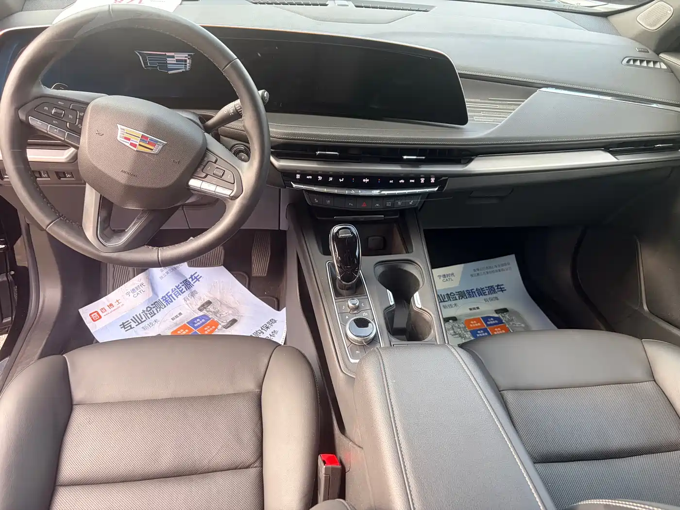 Cadillac XT4 2025 2024 Facelift 28T 2WD Premium