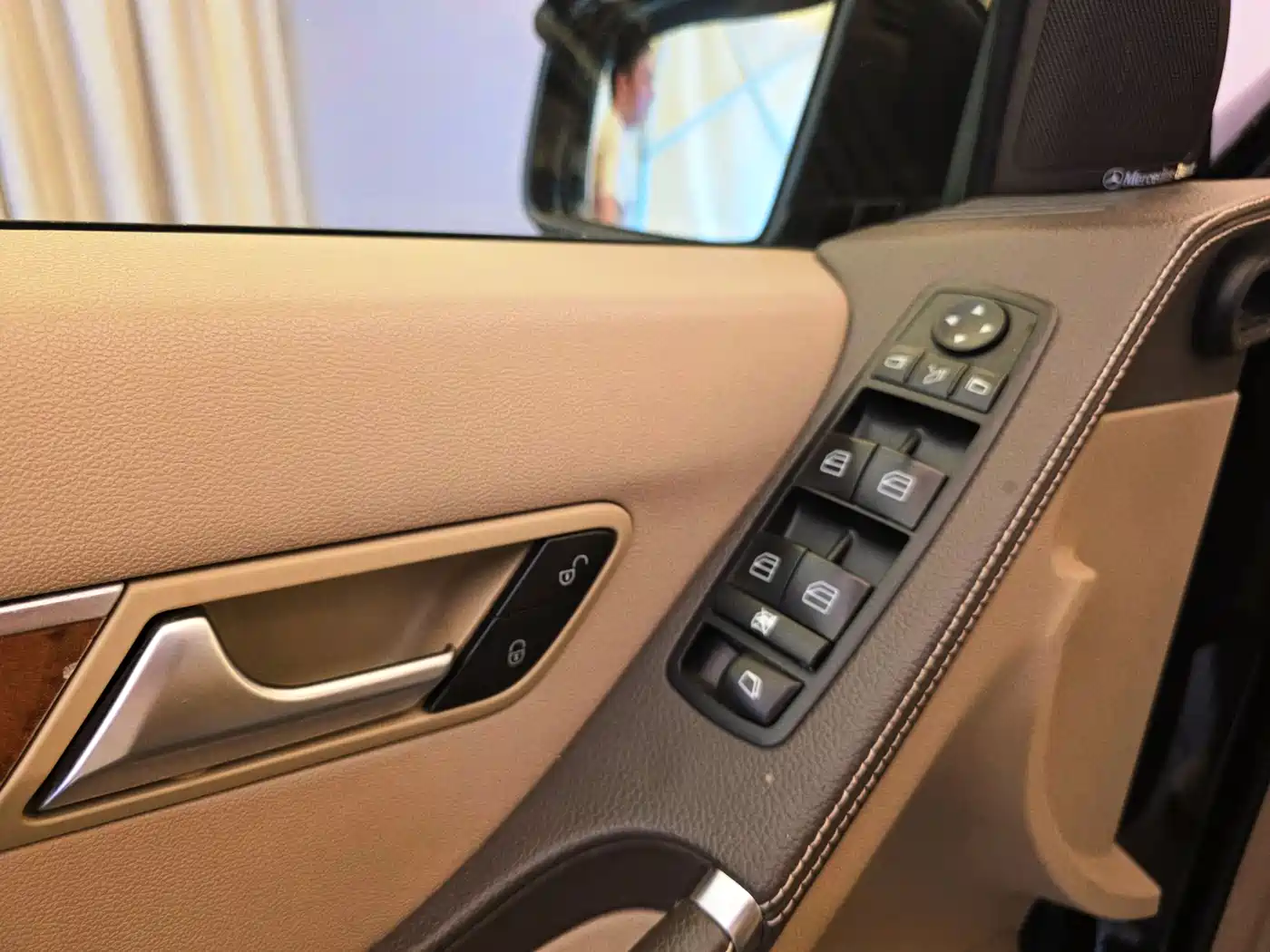 Mercedes-Benz R-Class 2011 R 350 L 4MATIC фото 11