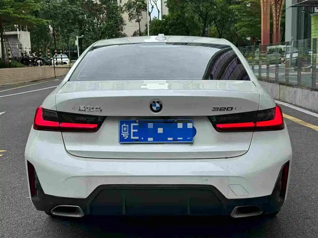 صورة 5 - BMW 3 Series