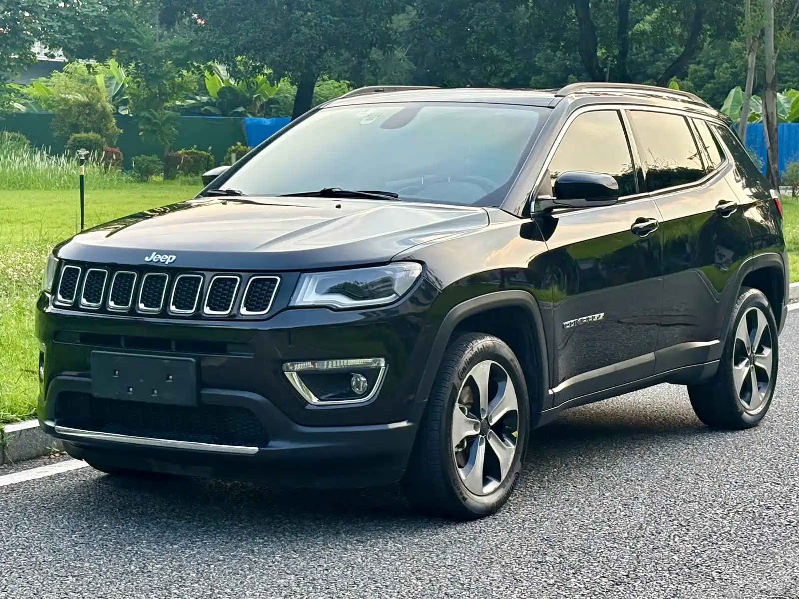 Photo 1 - Jeep Compass