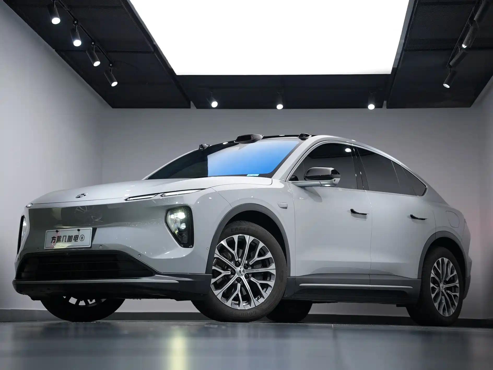 Фото 2 - NIO EC6