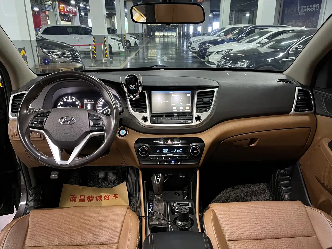 Hyundai Tucson 2015 1.6T Dual Clutch 2WD Smart фото 6