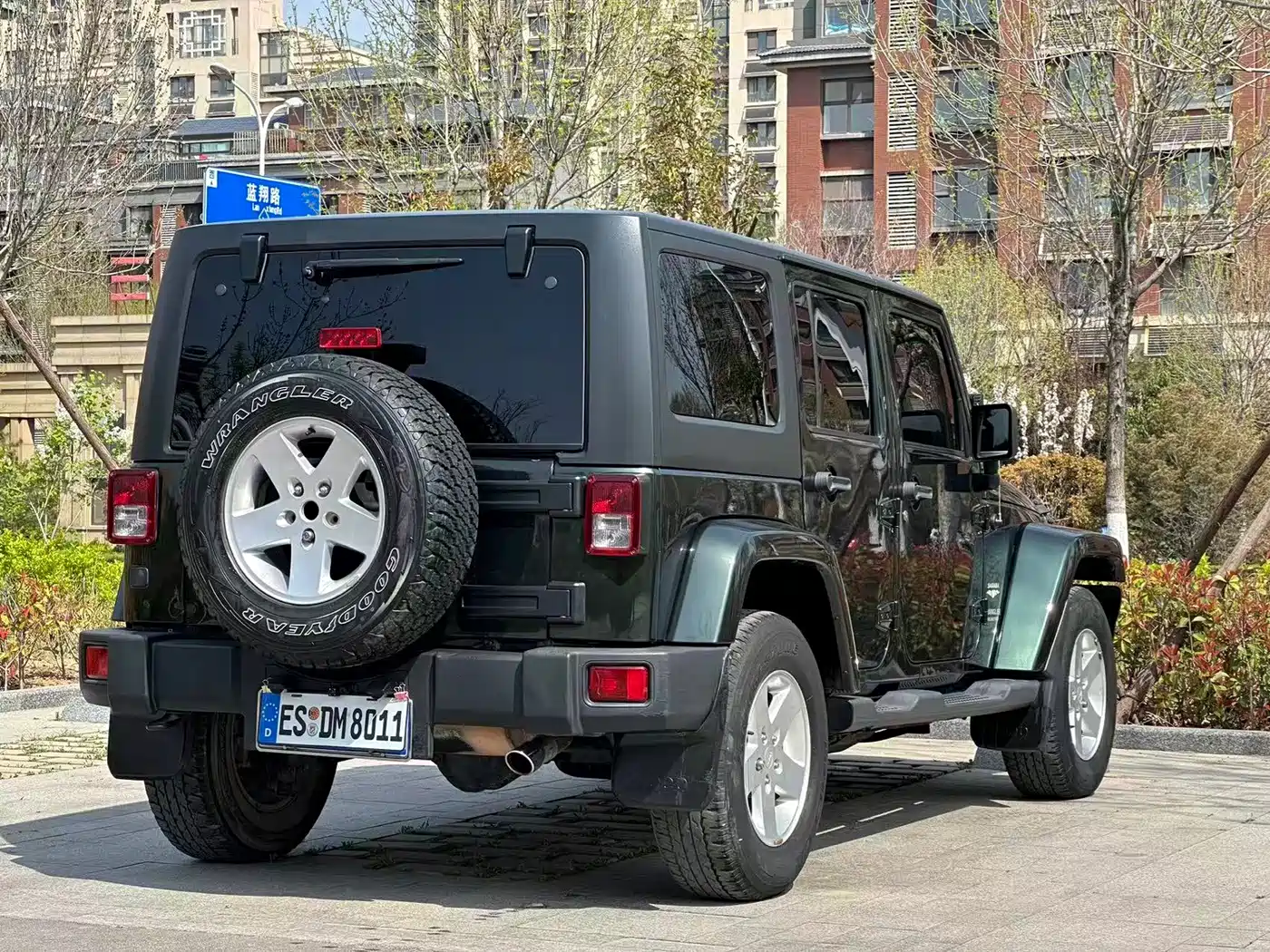 Jeep Wrangler 2011 2011 Model 3.8L Sahara 4-Door