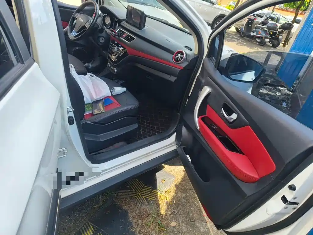 Haval H1 2017 2016 Facelift Blue Label 1.5L AMT Comfort