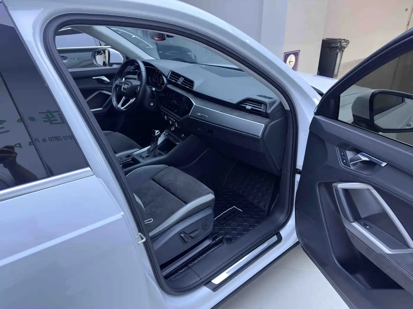 Audi Q3 2021 35 TFSI Progressive Sport фото 7