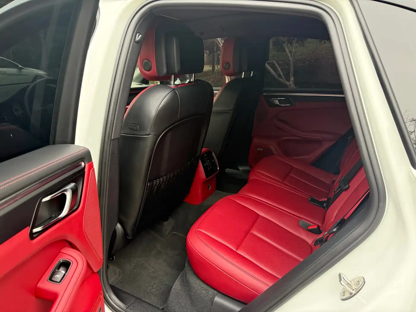 Porsche Macan 2023 Macan T 2.0T фото 5